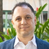 Danilo B. Medeiros